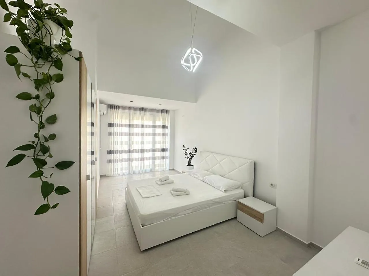 Trea Accomodations - Maya Terrace Sea View Vlore 0*,  Albania