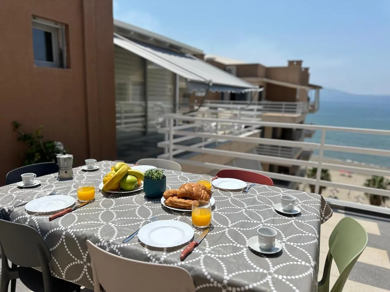 Trea Accomodations - Maya Terrace Sea View Vlore Apartment