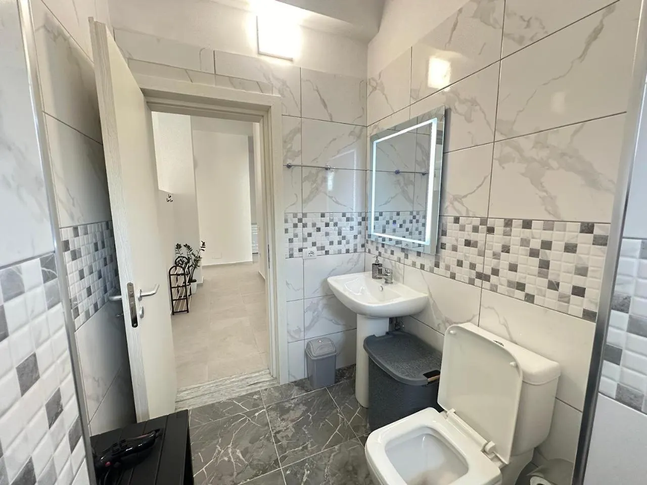 Trea Accomodations - Maya Terrace Sea View Vlore Apartment