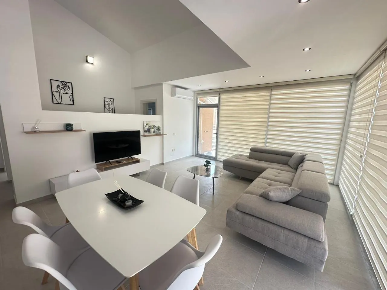 Apartment Trea Accomodations - Maya Terrace Sea View Vlore