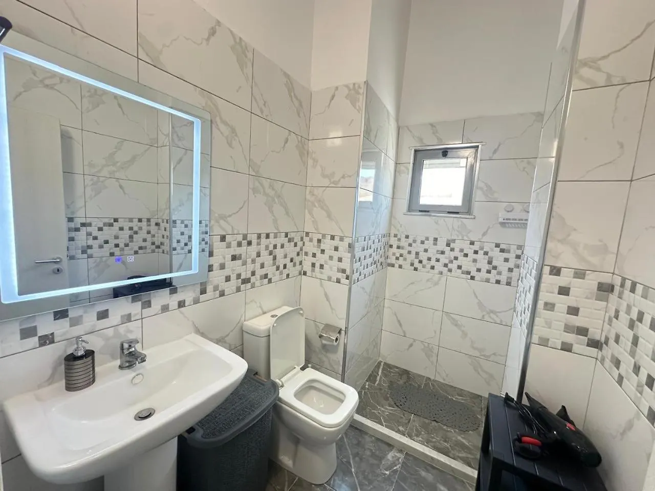 Trea Accomodations - Maya Terrace Sea View Vlore 0*,